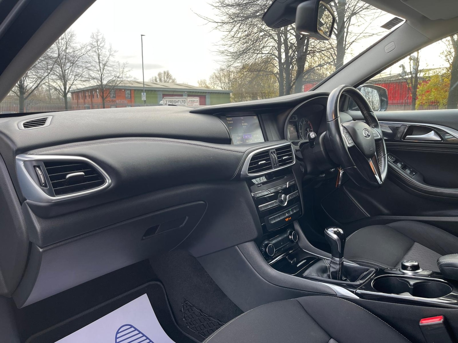 Used Infiniti Q30 2016 for sale - 76800779: Photo 23