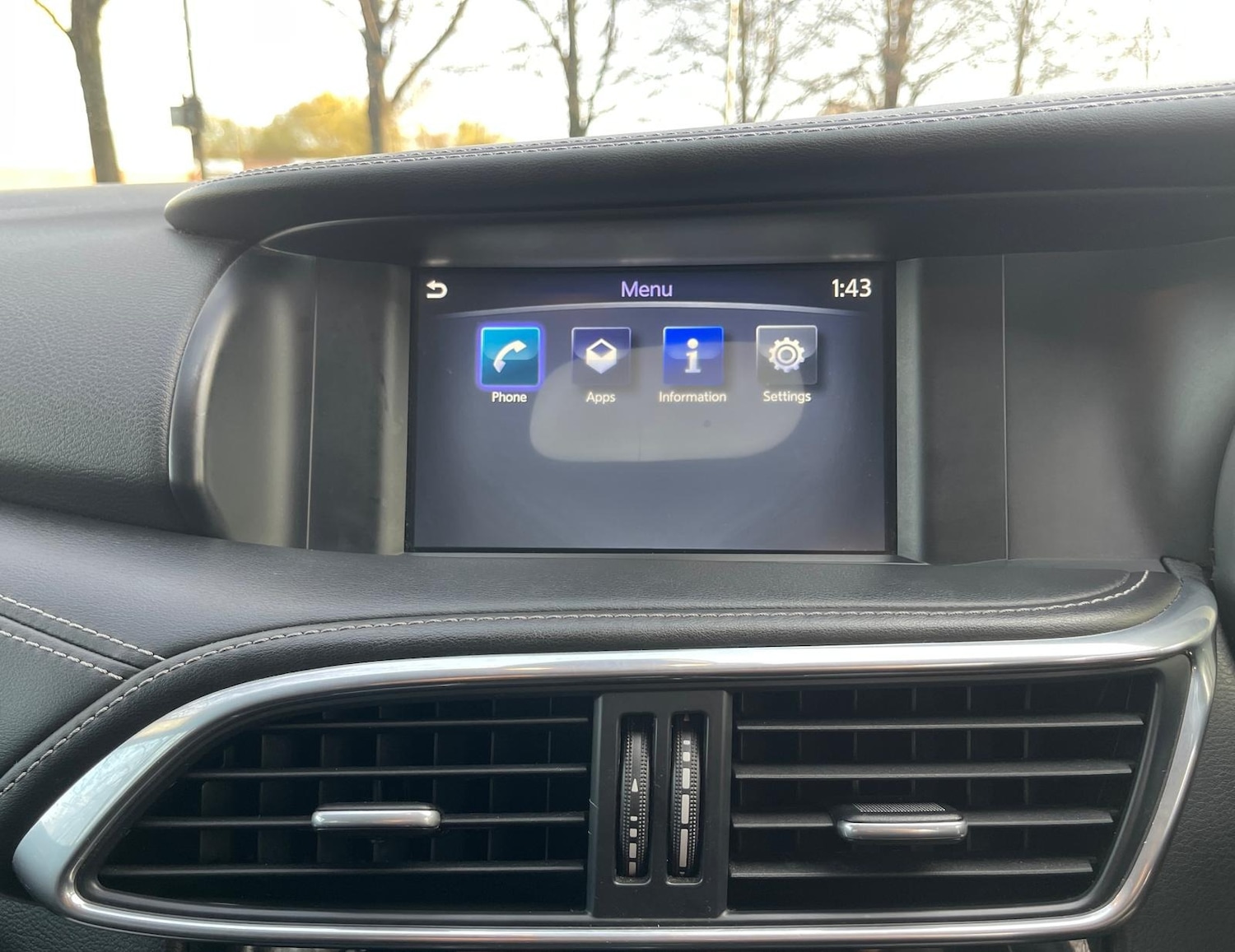 Used Infiniti Q30 2016 for sale - 76800779: Photo 31