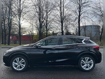 Used Infiniti Q30 2016 for sale - 76800779: Photo