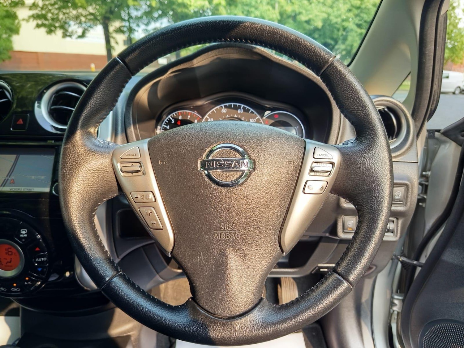 Used Nissan Note 2014 for sale - 76579877: Photo 47