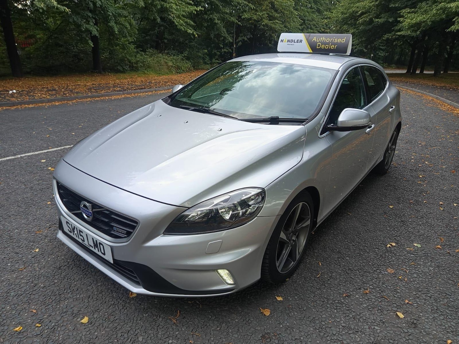 Used Volvo V40 2015 for sale - 76597679: Photo 3