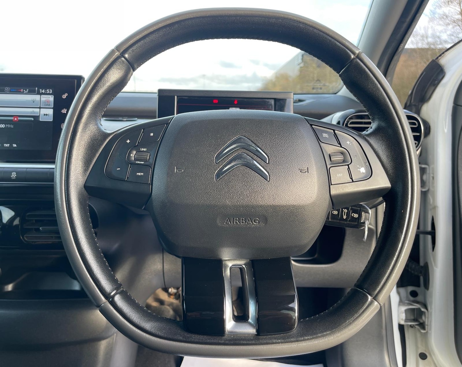 Used Citroen C4 Cactus 2015 for sale - 77476669: Photo 37