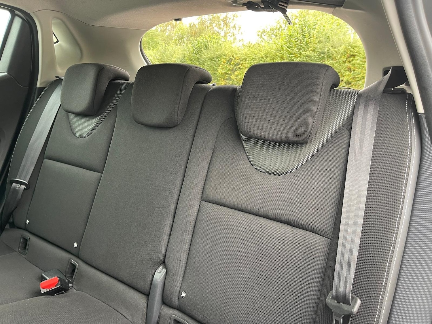 Used Renault Clio 2013 for sale - 76294381: Photo 15