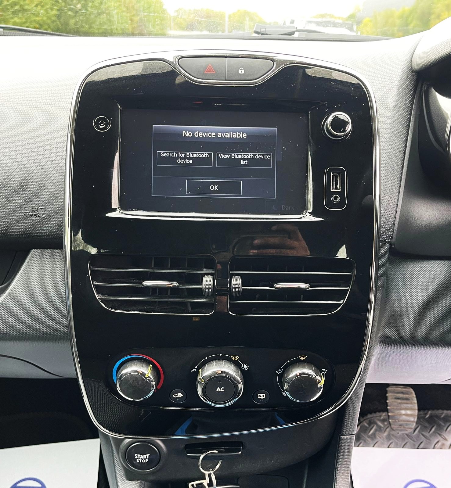 Used Renault Clio 2013 for sale - 76294381: Photo 43