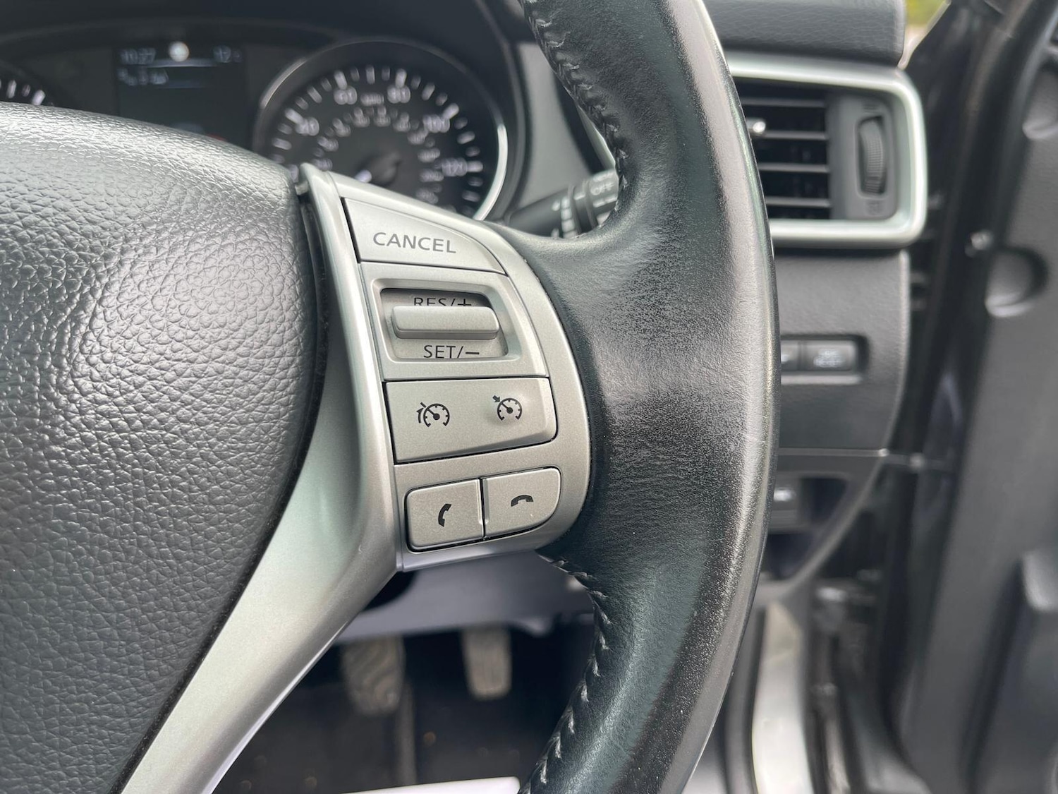 Used Nissan Qashqai 2015 for sale - 76623171: Photo 29