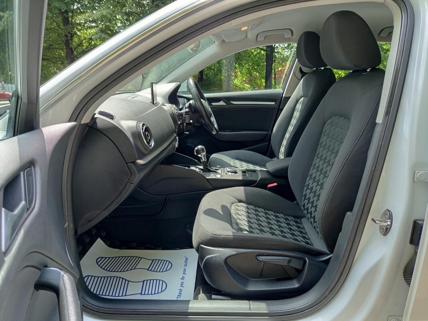 Vehicle 28