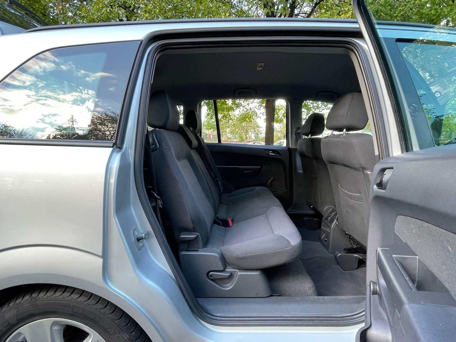 Used Vauxhall Zafira 2013 for sale - 76623170: Photo 18