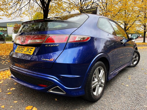 Used Honda Civic 2011 for sale - 76234482: Photo 12
