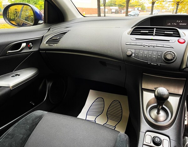 Used Honda Civic 2011 for sale - 76234482: Photo 27