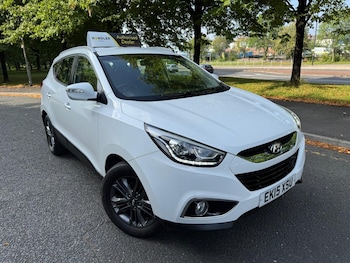 2015 (15) - 1.7 CRDi SE Nav 5dr 2WD