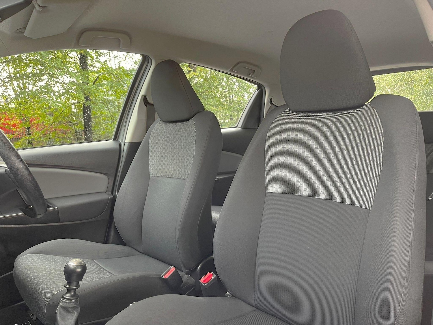 Used Toyota Yaris 2015 for sale - 76623139: Photo 15