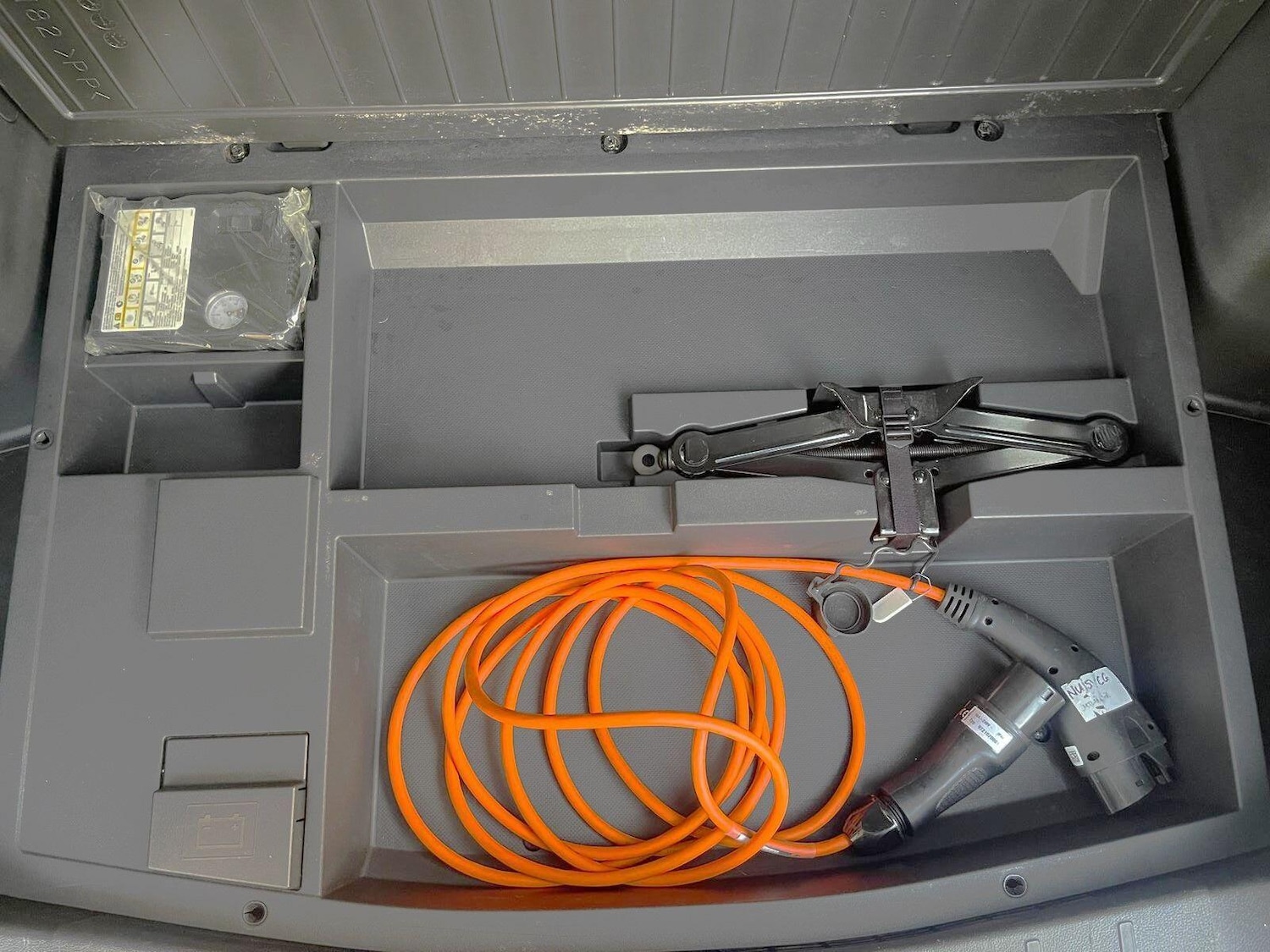 Used Mitsubishi Outlander 2015 for sale - 76579861: Photo 51