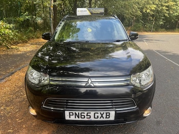 Used Mitsubishi Outlander 2015 for sale - 79297886: Photo