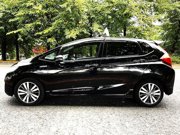Used Honda Fit 2013 for sale - 75582714: Photo 11