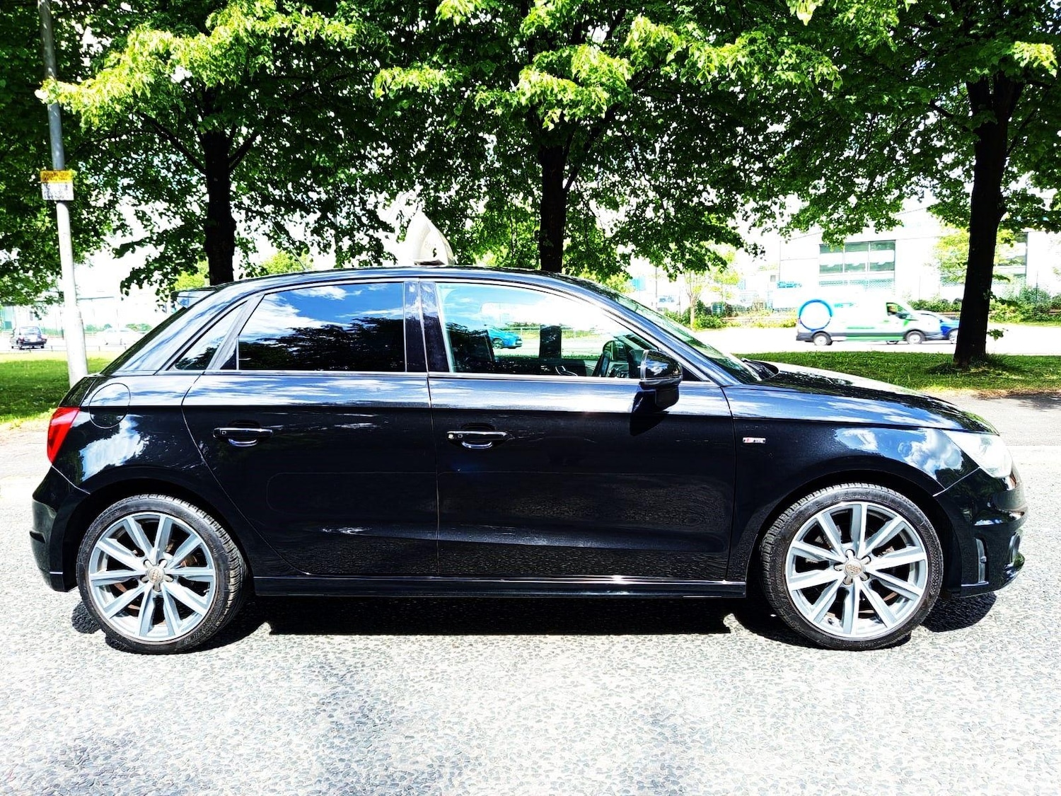 Used Audi A1 for sale - 76593405: Photo 8