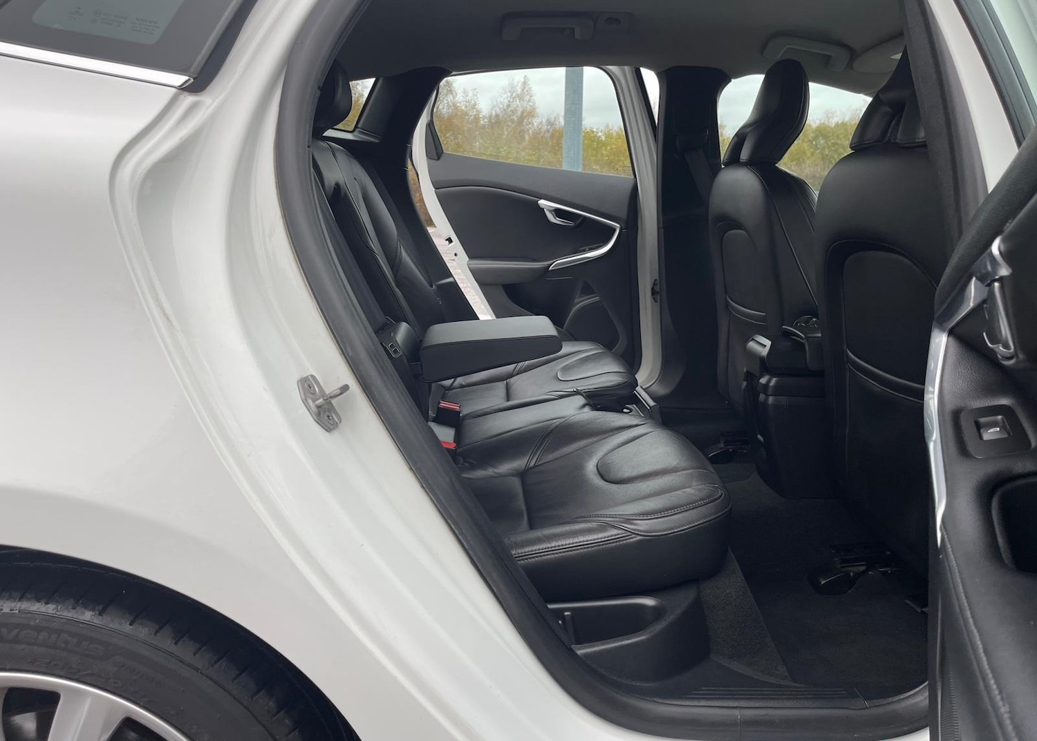 Used Volvo V40 2014 for sale - 76696585: Photo 21