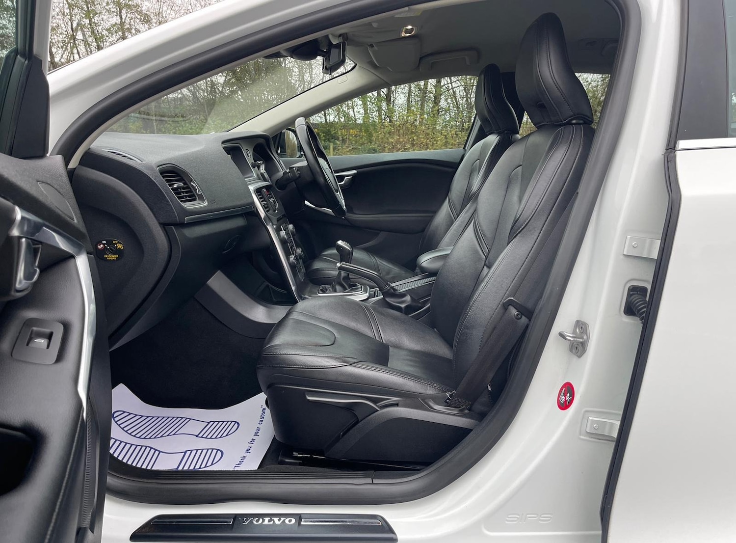 Used Volvo V40 2014 for sale - 76696585: Photo 23