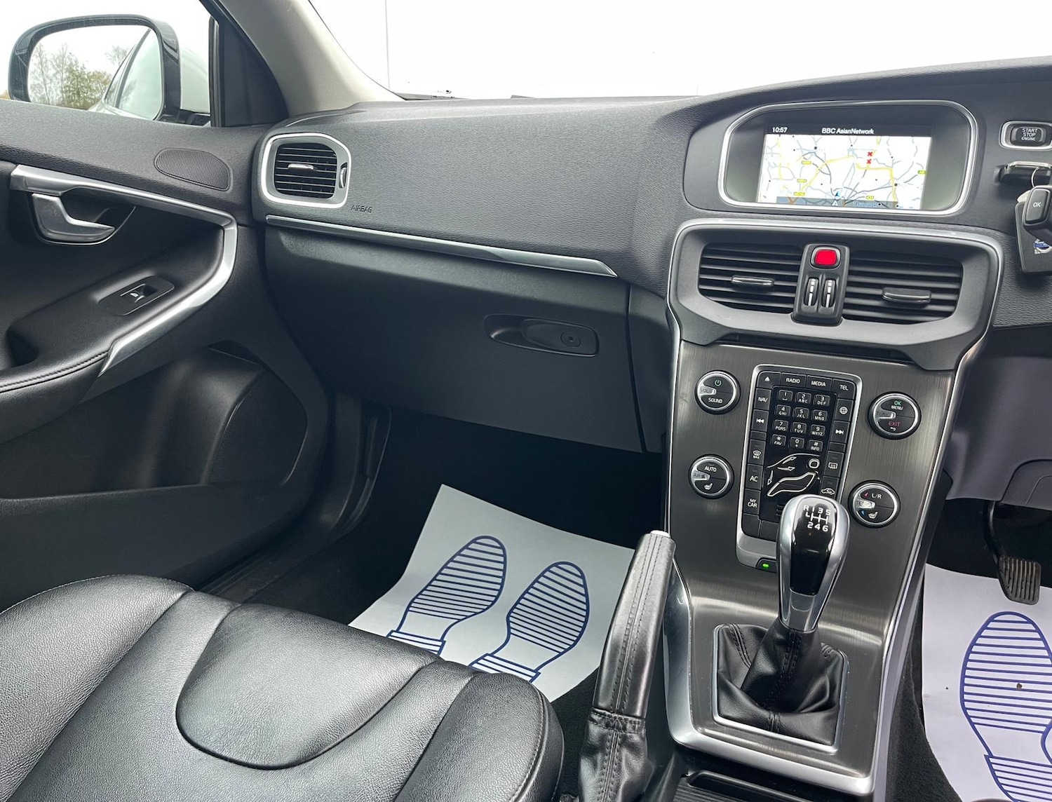 Used Volvo V40 2014 for sale - 76696585: Photo 28