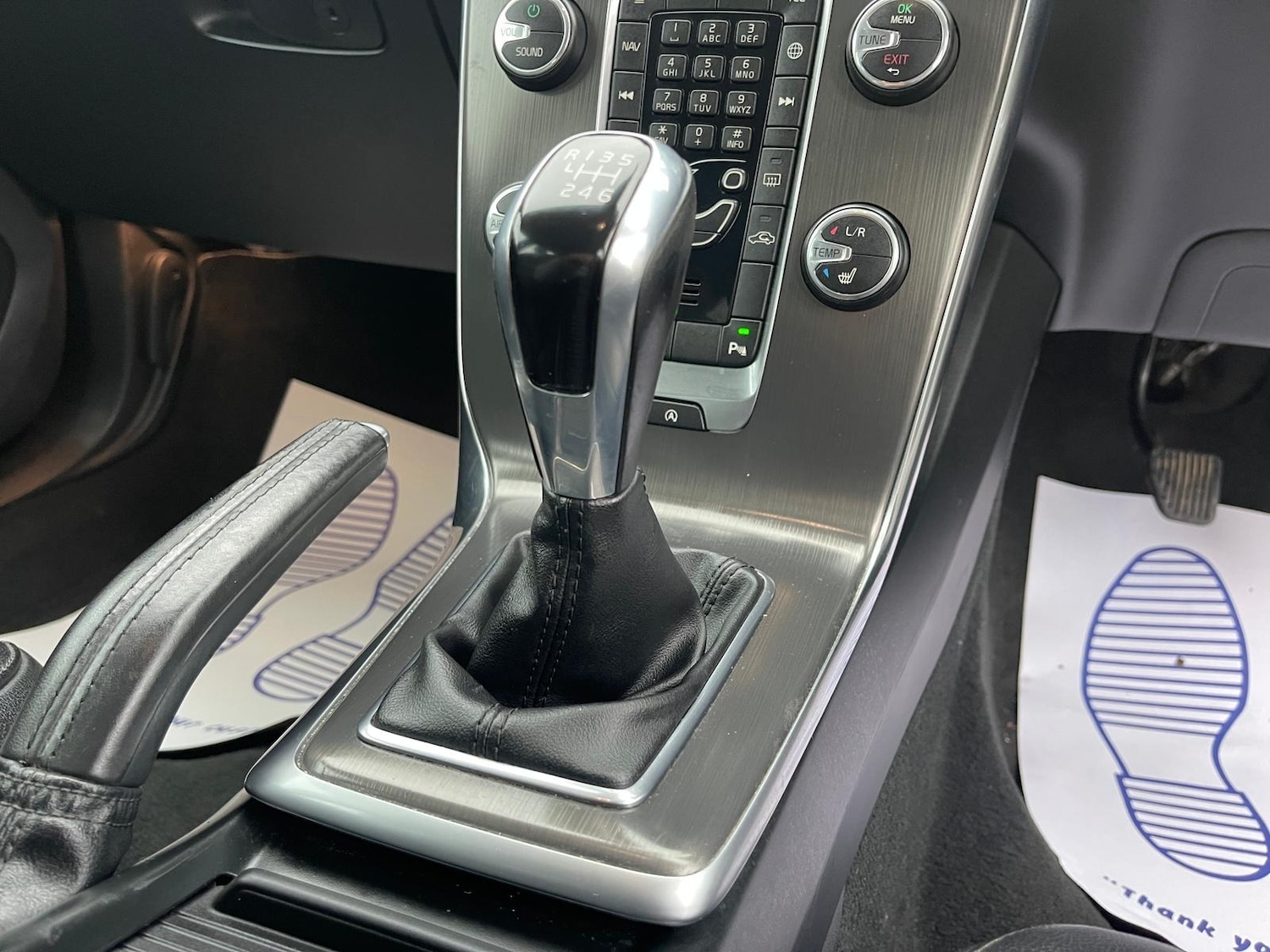 Used Volvo V40 2014 for sale - 76696585: Photo 41