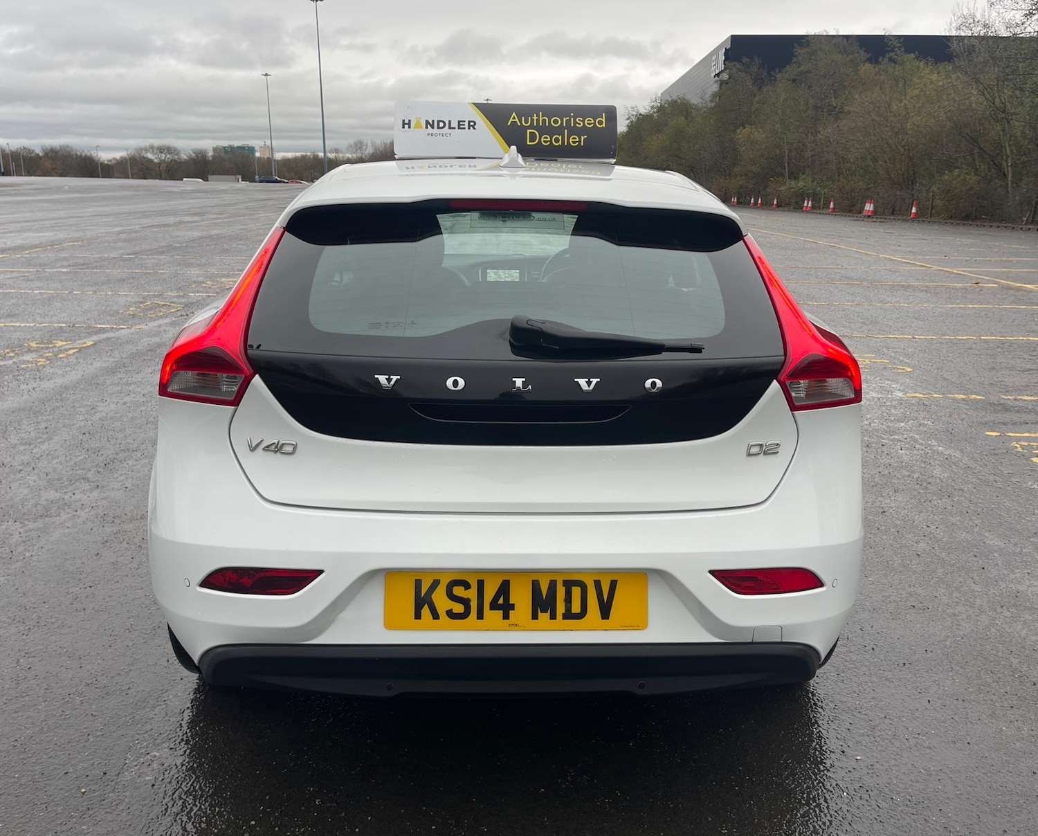 Used Volvo V40 2014 for sale - 76696585: Photo 6