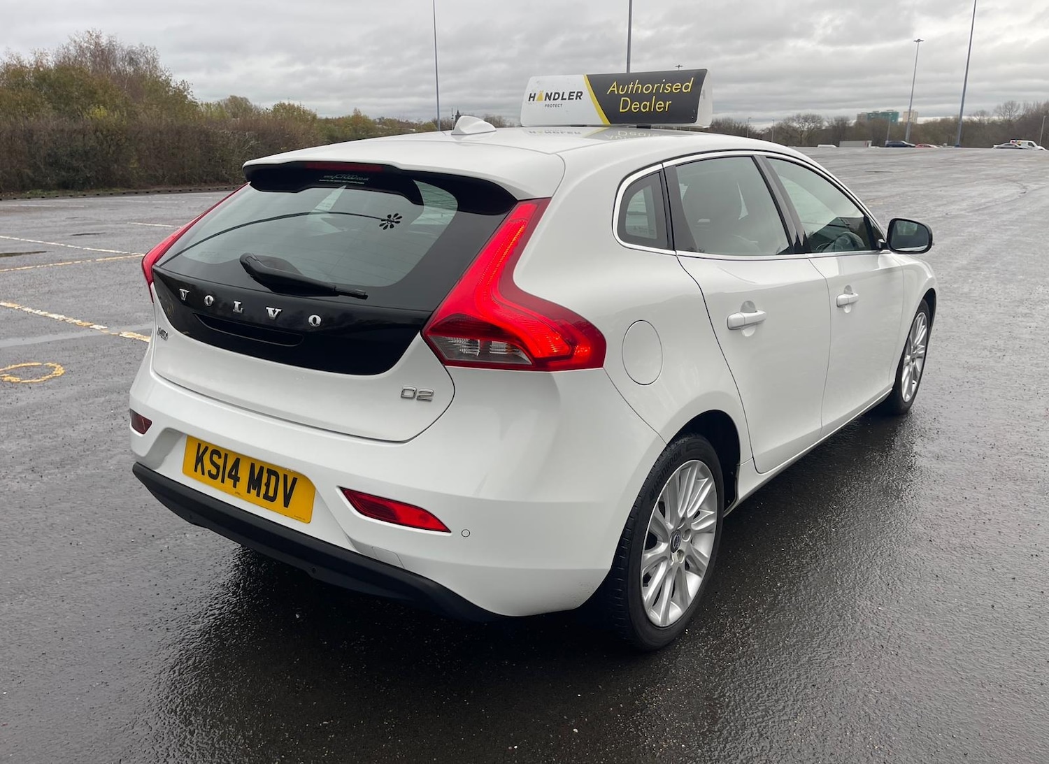 Used Volvo V40 2014 for sale - 76696585: Photo 7