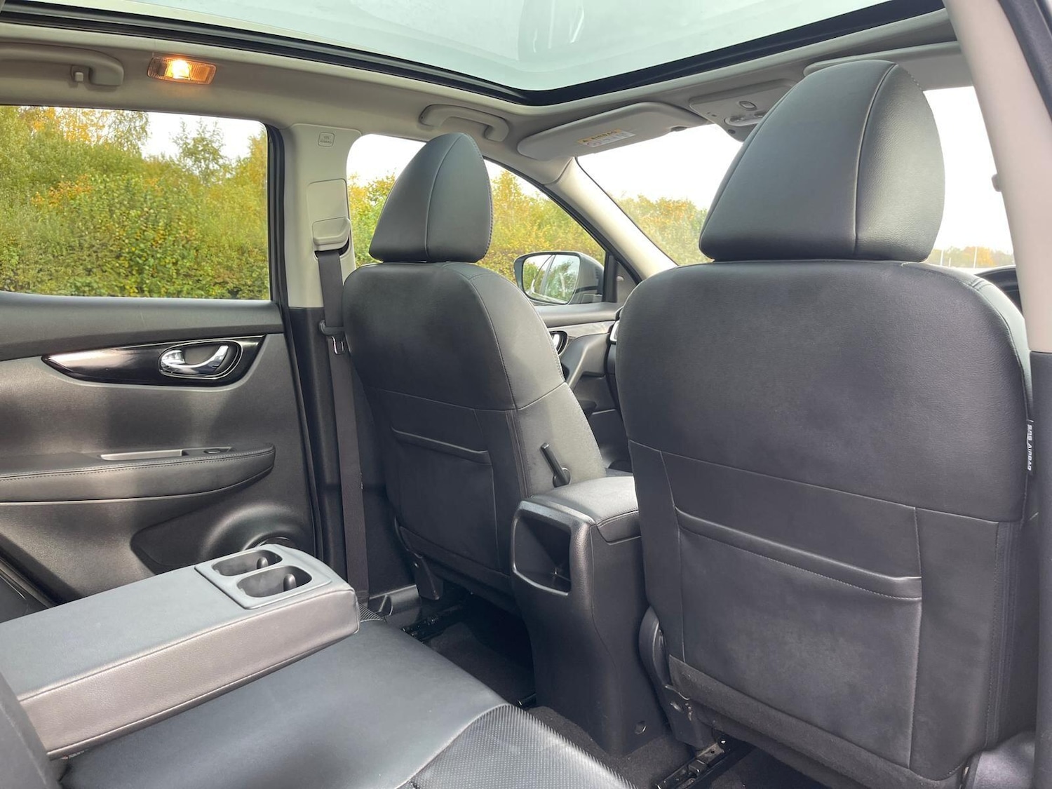 Used Nissan Qashqai 2015 for sale - 76593421: Photo 25