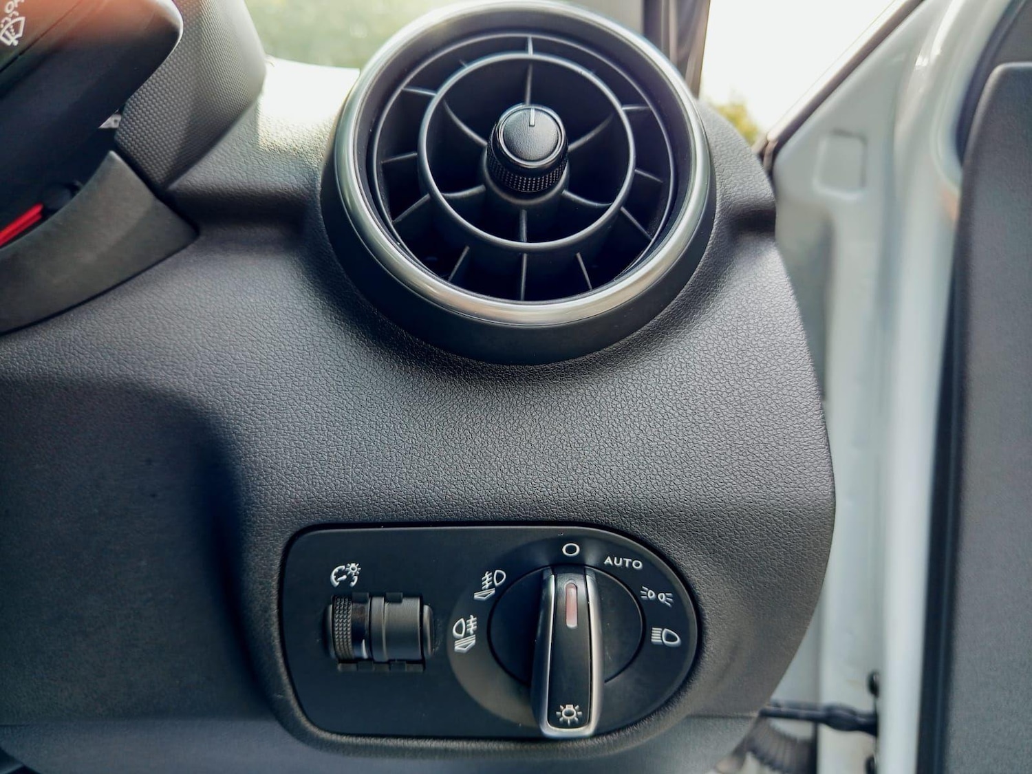 Used Audi A1 for sale - 76593396: Photo 47