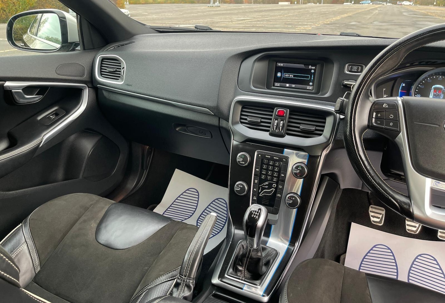 Used Volvo V40 2014 for sale - 76623146: Photo 14