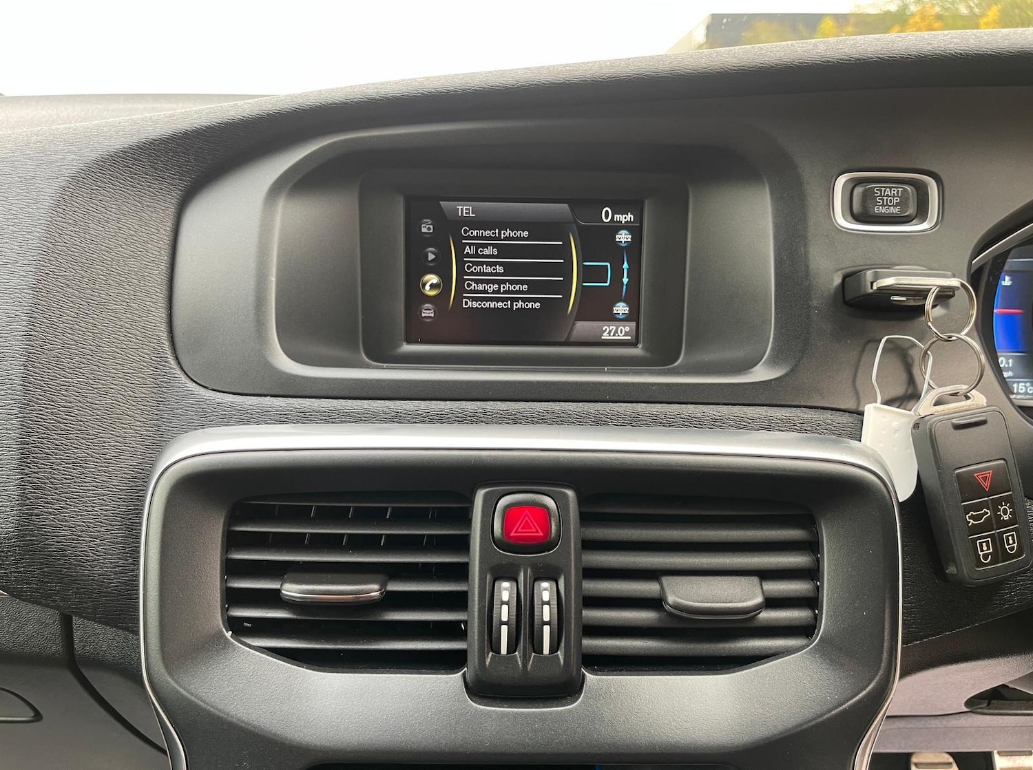 Used Volvo V40 2014 for sale - 76623146: Photo 19