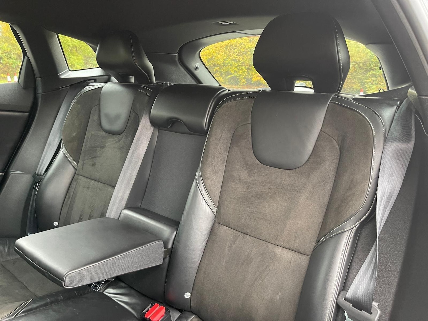 Used Volvo V40 2014 for sale - 76623146: Photo 26