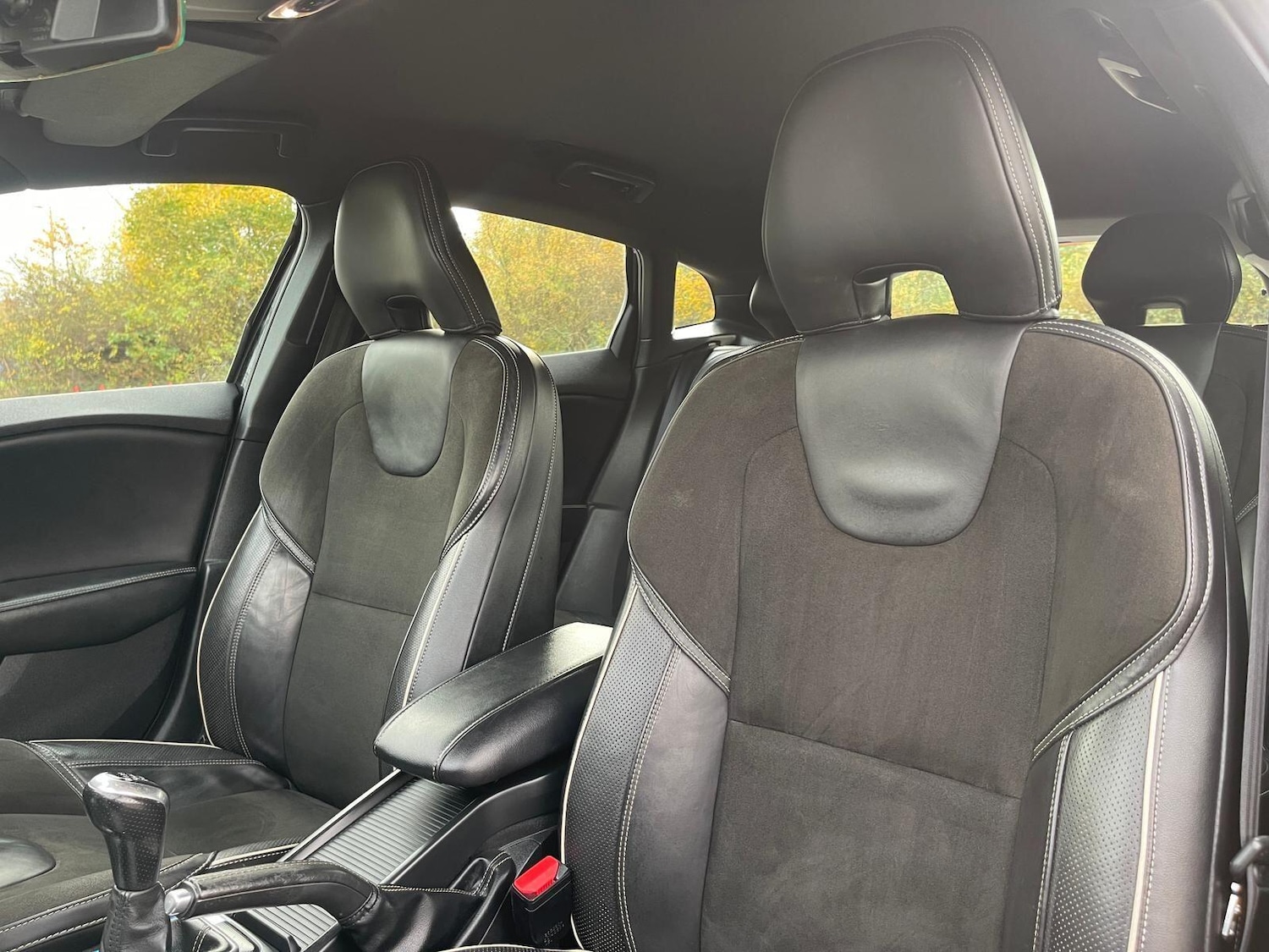 Used Volvo V40 2014 for sale - 76623146: Photo 45