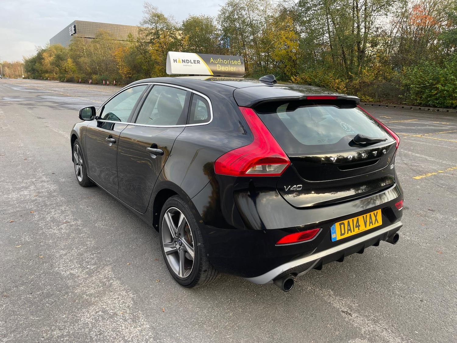 Used Volvo V40 2014 for sale - 76623146: Photo 7