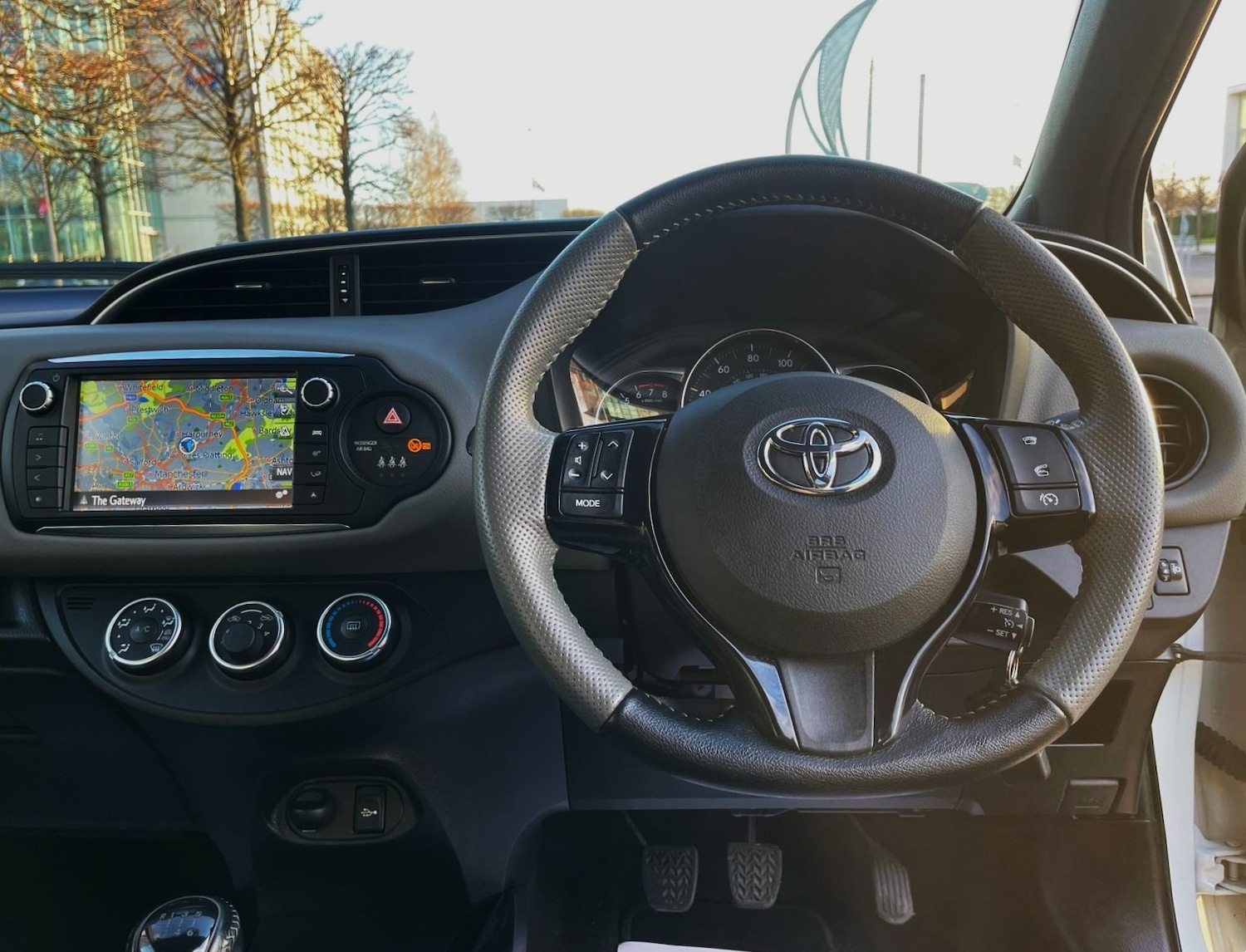 Used Toyota Yaris 2016 for sale - 77013255: Photo 17