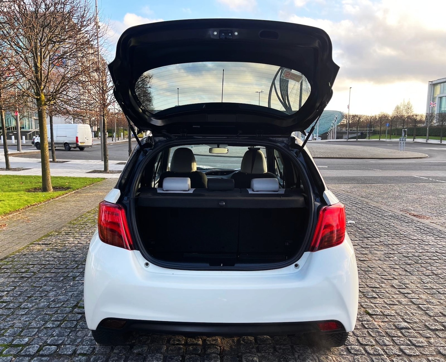 Used Toyota Yaris 2016 for sale - 77013255: Photo 43