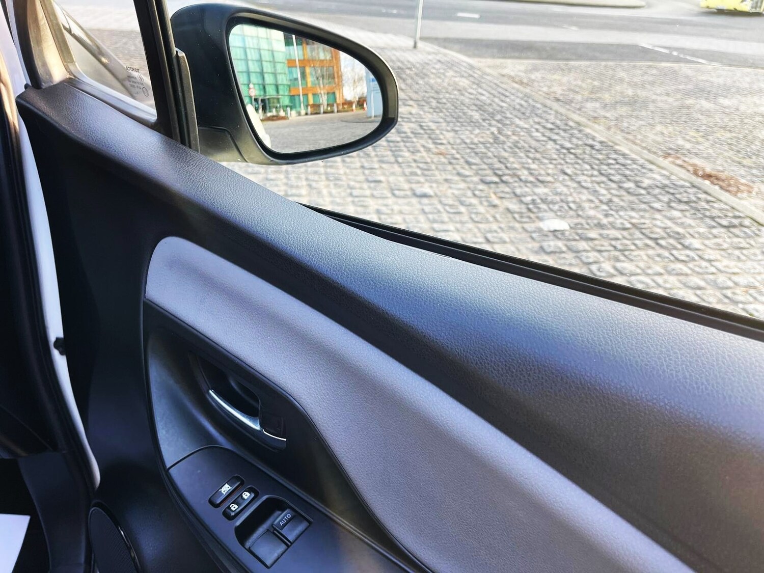 Used Toyota Yaris 2016 for sale - 77013255: Photo 44