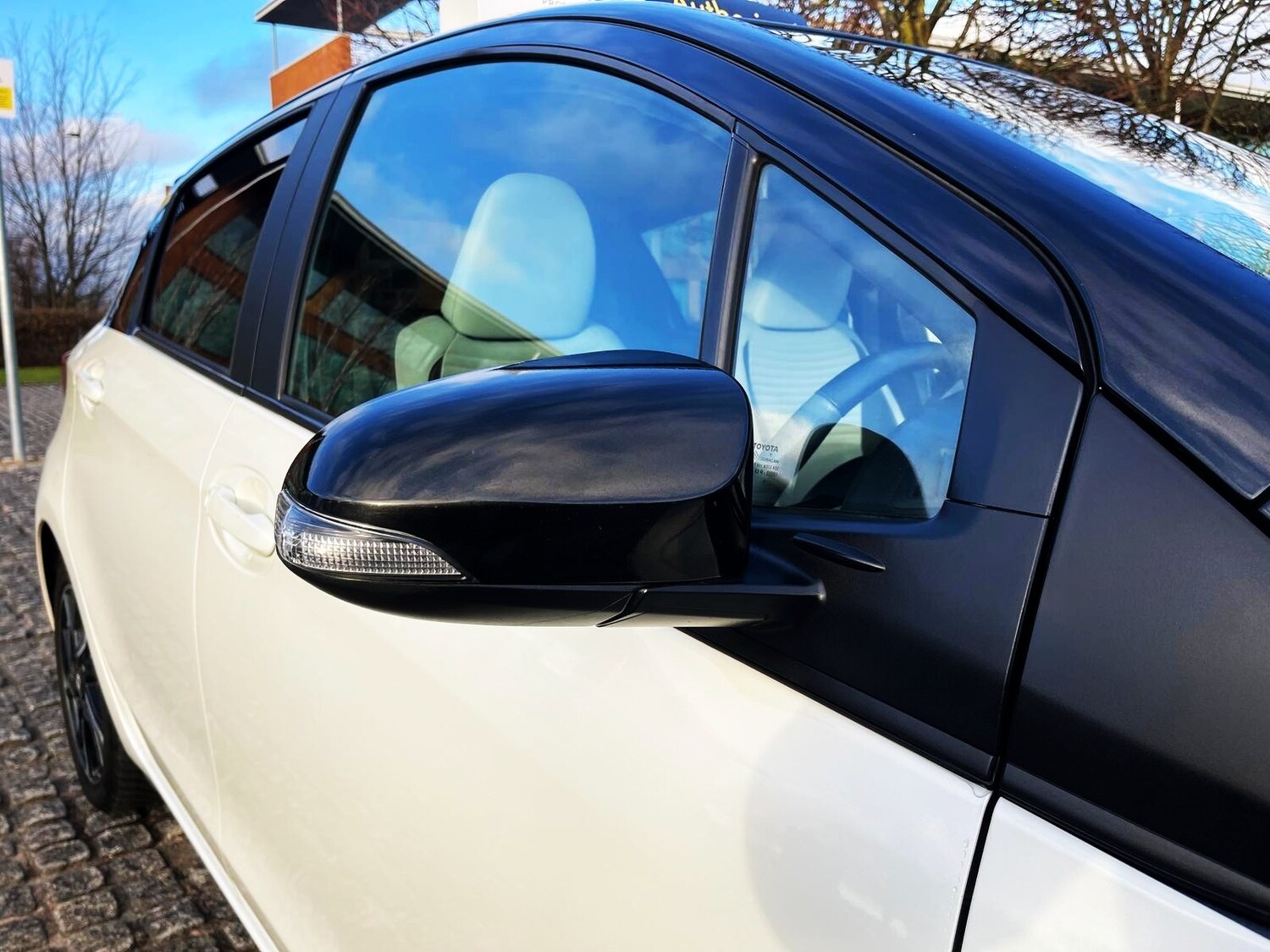 Used Toyota Yaris 2016 for sale - 77013255: Photo 47