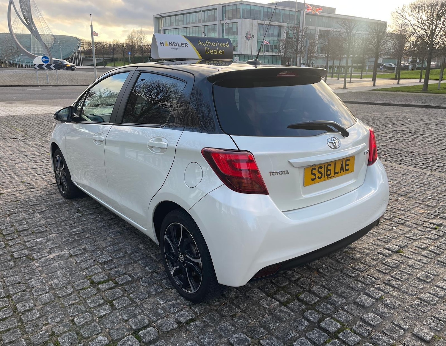 Used Toyota Yaris 2016 for sale - 77013255: Photo 5