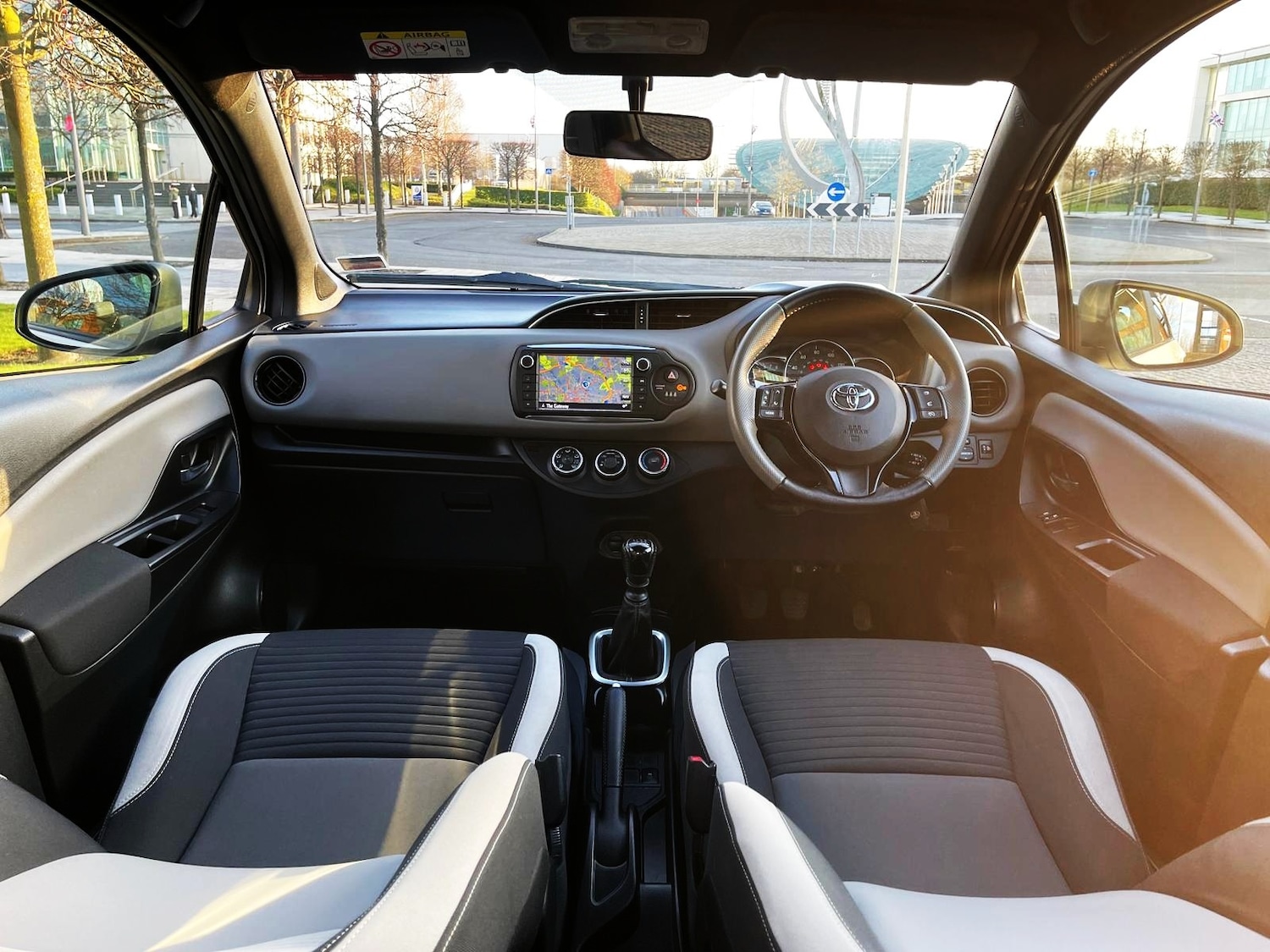 Used Toyota Yaris 2016 for sale - 77013255: Photo 9