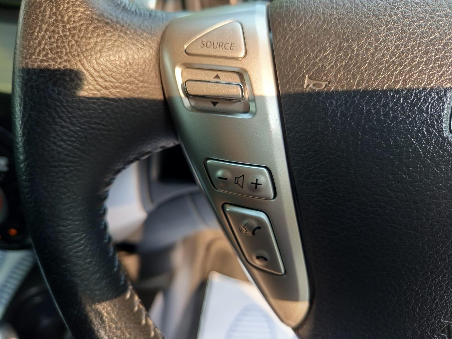 Used Nissan Note 2014 for sale - 76610137: Photo 46