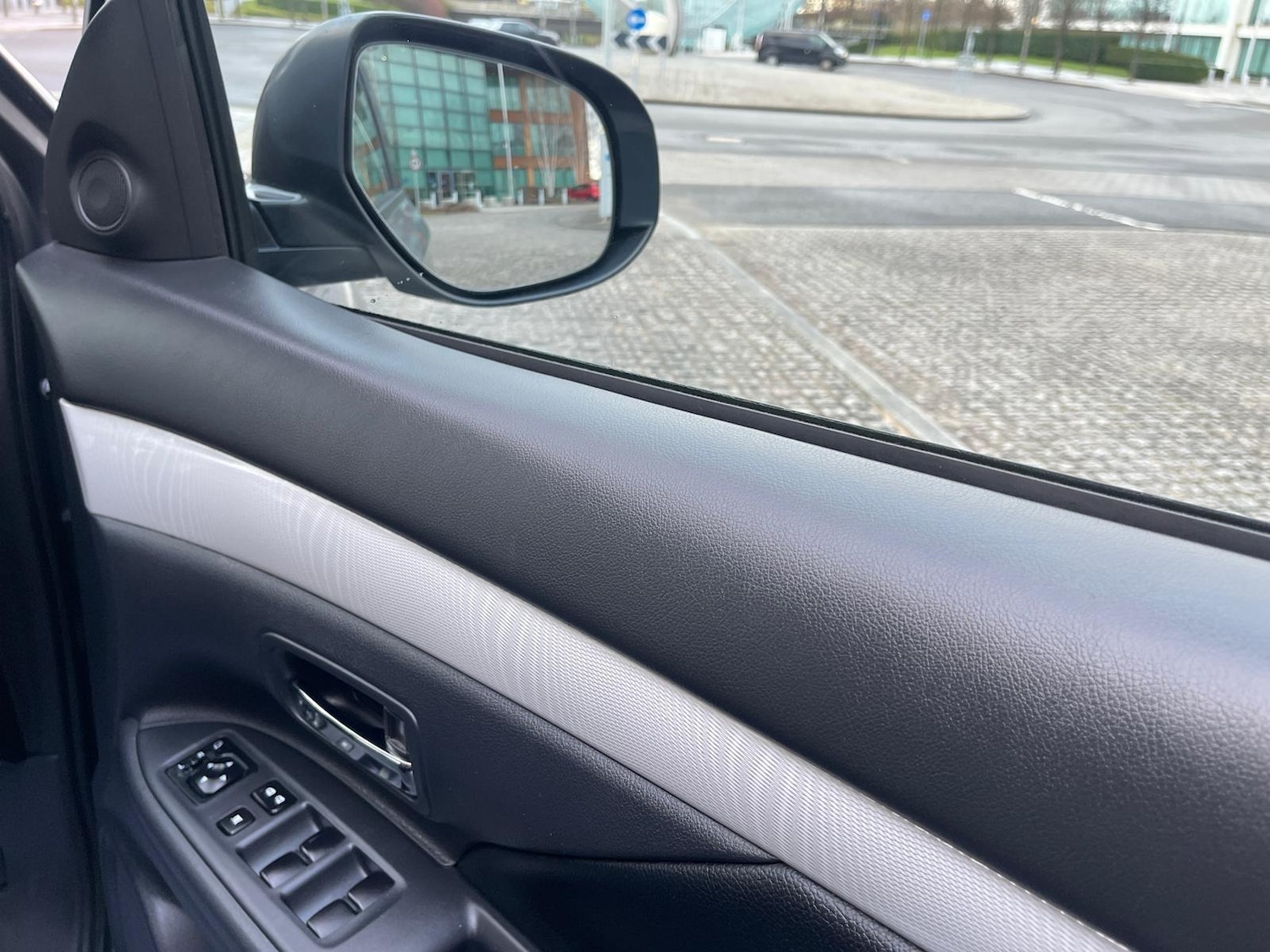 Used Mitsubishi Outlander 2015 for sale - 77235412: Photo 42