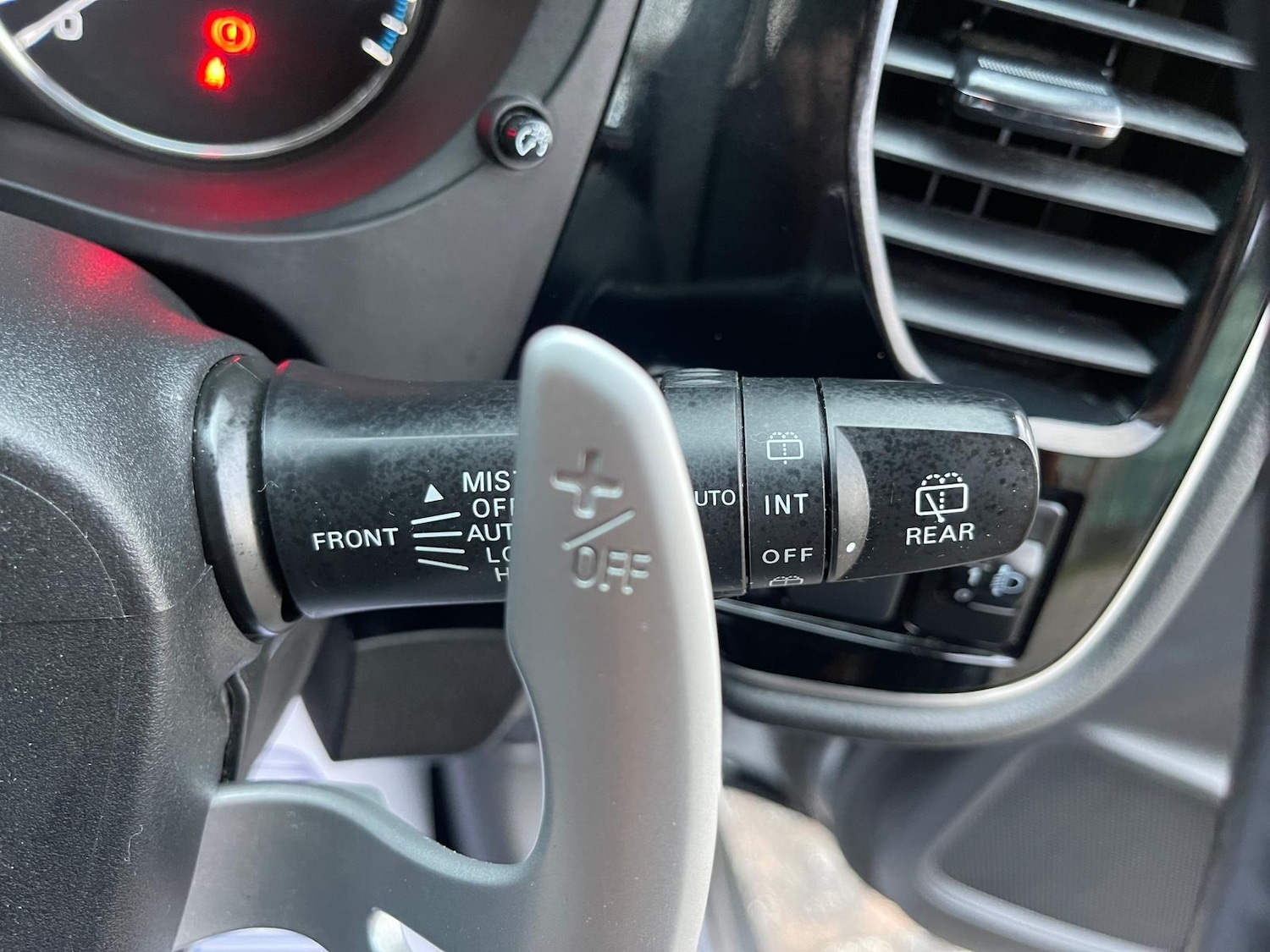 Used Mitsubishi Outlander 2015 for sale - 77235412: Photo 46