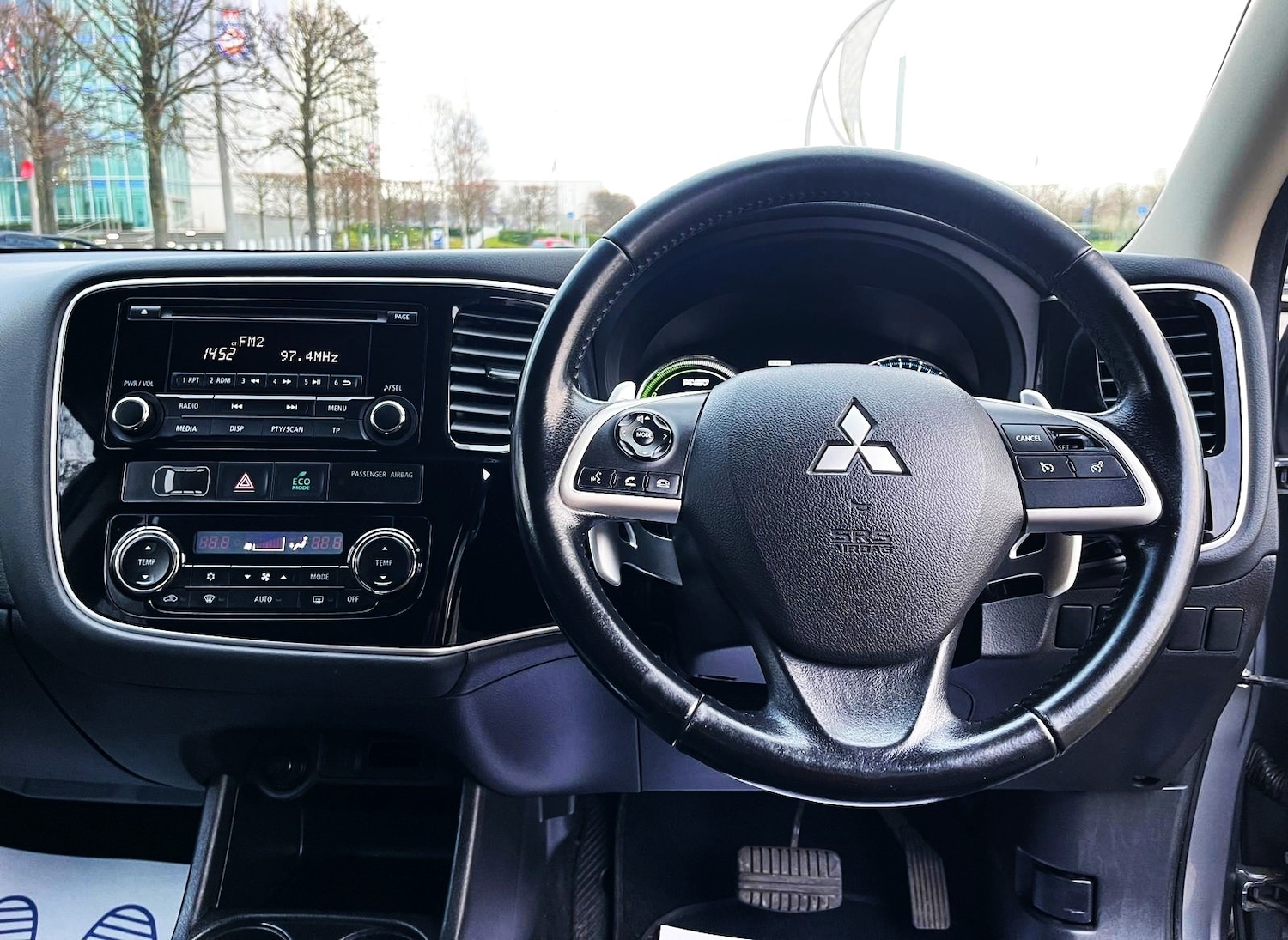 Used Mitsubishi Outlander 2015 for sale - 77235412: Photo 47