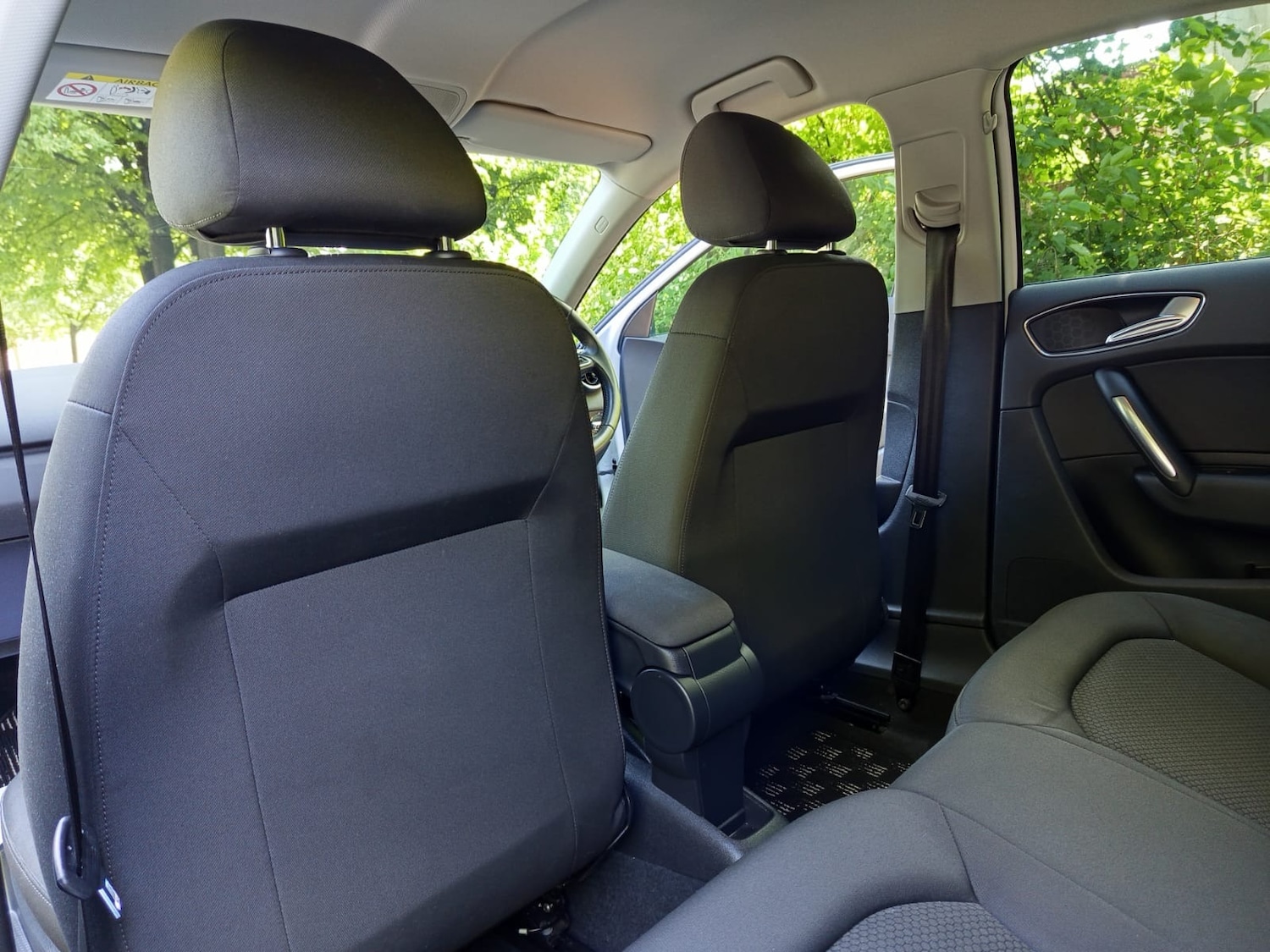 Vehicle 29