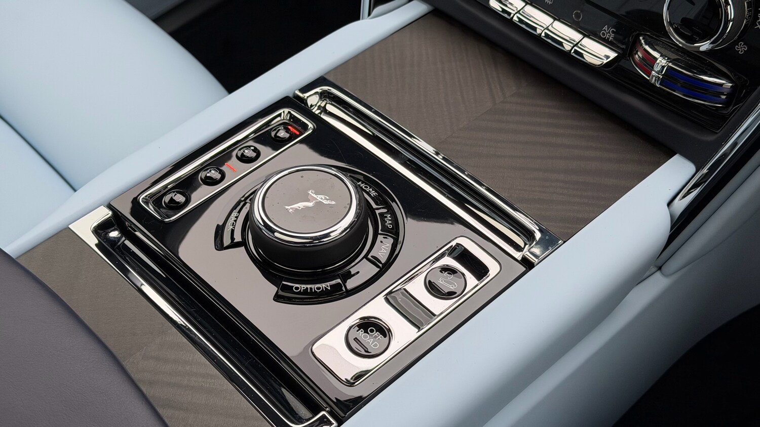 Used Rolls-Royce Cullinan 2025 for sale - 76864094: Photo 10