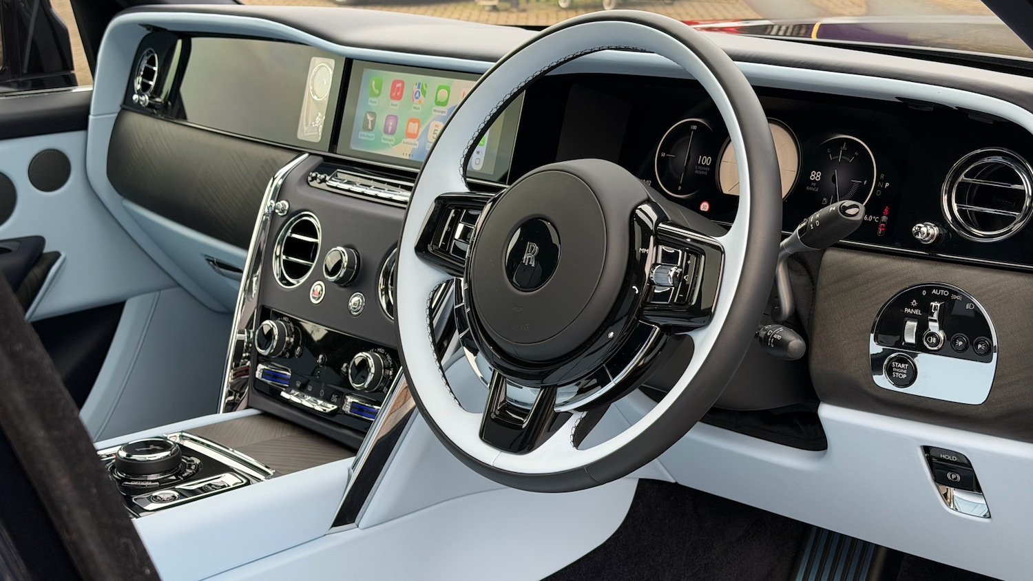 Used Rolls-Royce Cullinan 2025 for sale - 76864094: Photo 8