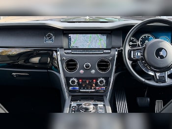 Used Rolls-Royce Cullinan 2022 for sale - 76627661: Photo