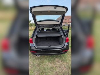 Used BMW 3 Series 2019 for sale - 75383098: Photo
