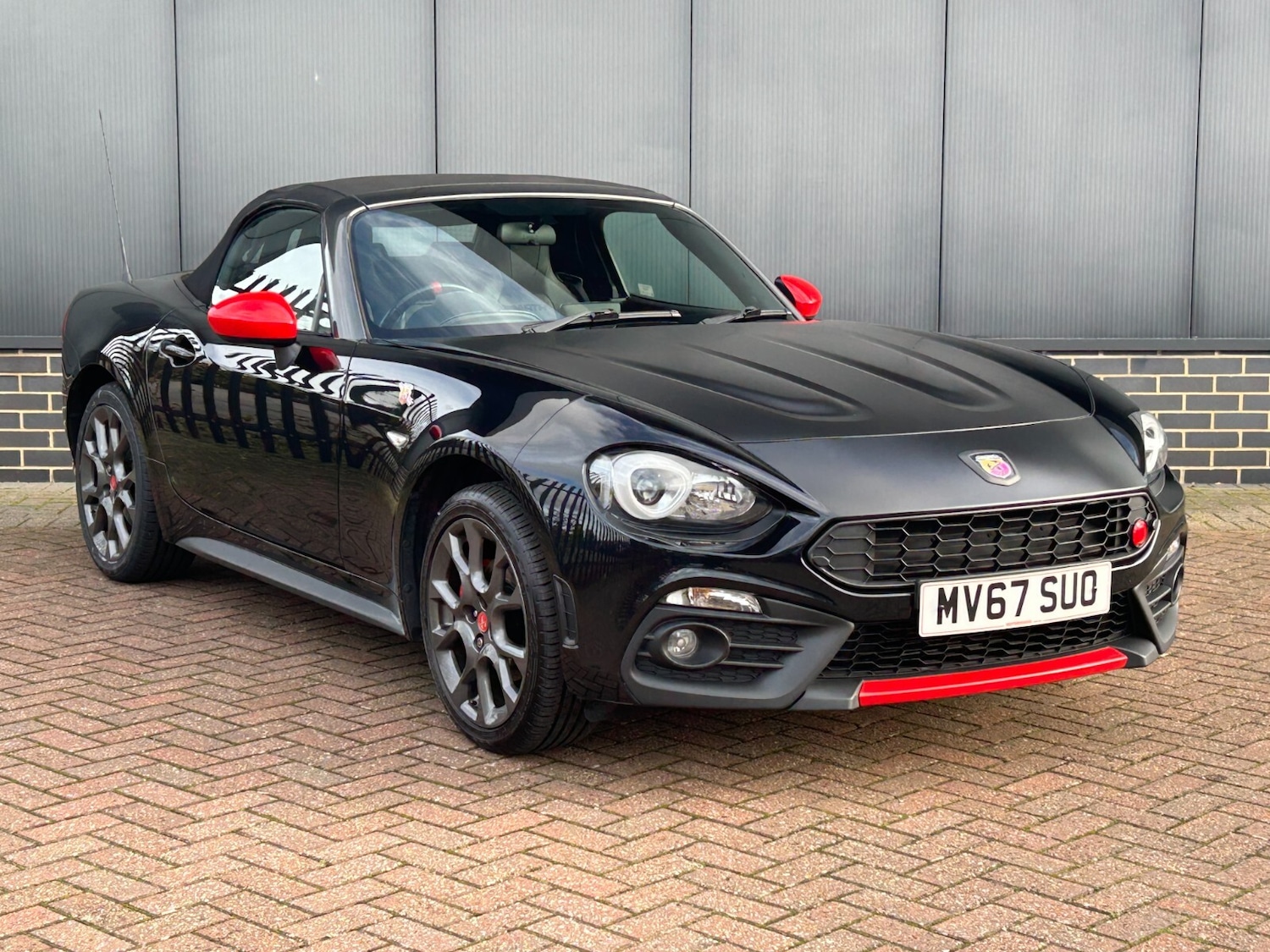 Used Abarth 124 Spider 2017 for sale - 76869624: Photo 1
