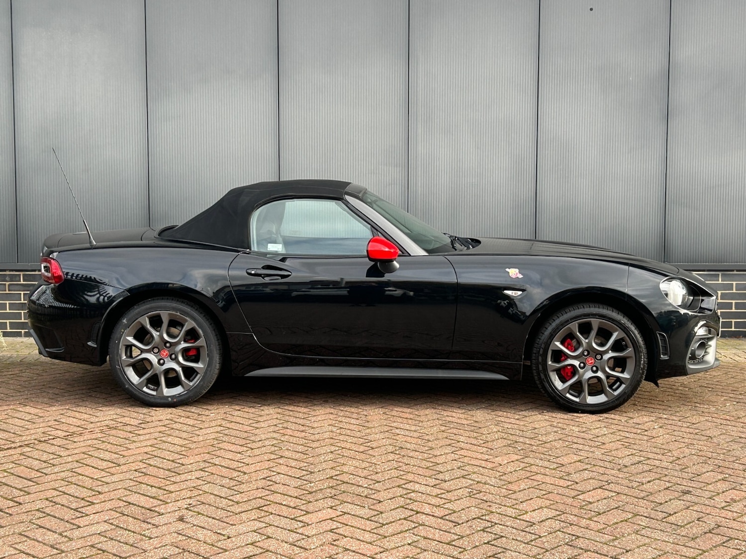 Used Abarth 124 Spider 2017 for sale - 76869624: Photo 10
