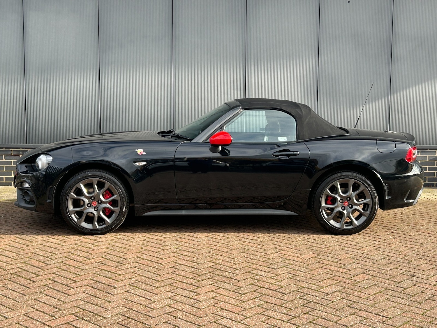 Used Abarth 124 Spider 2017 for sale - 76869624: Photo 4